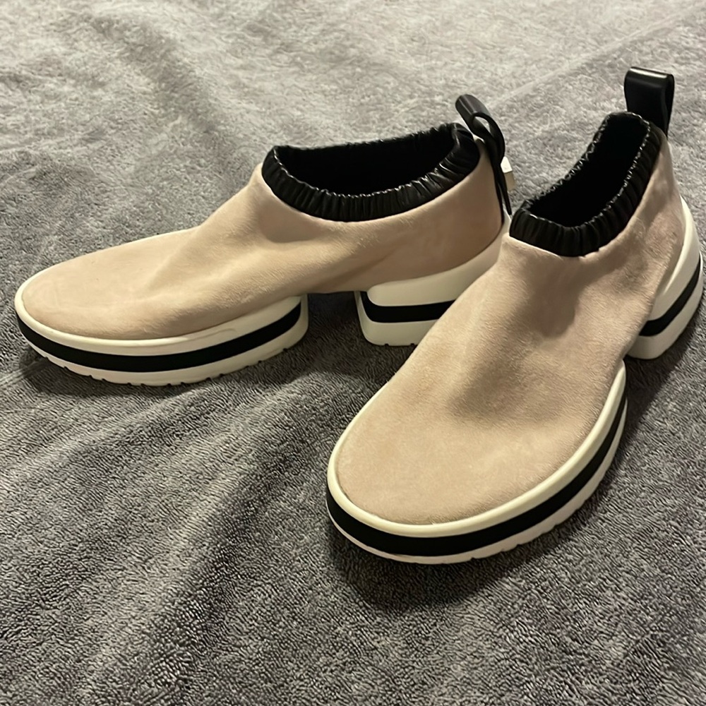 Stuart Weitzman Tan, Cream & Black Suede Sneakers Women’s Size 7